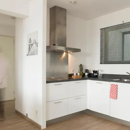 Apartment World Fashion *